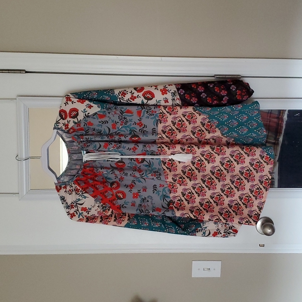 Womens blouse, XL, very comfortable polyester and spandex,  colorful.